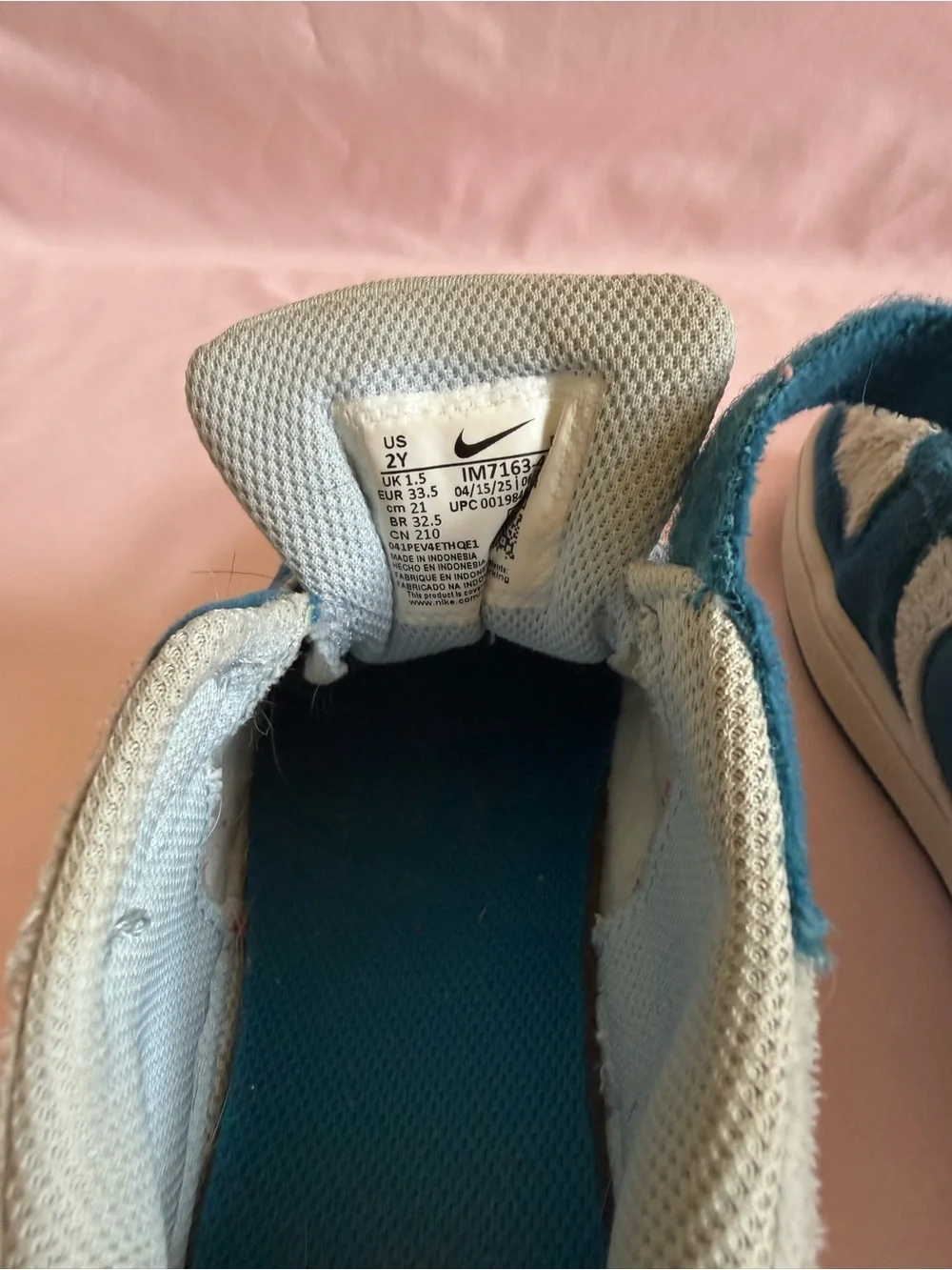 Nike Teal and Light Blue Athletic Sneakers - Casual Velcro Lace Shoes-2Y